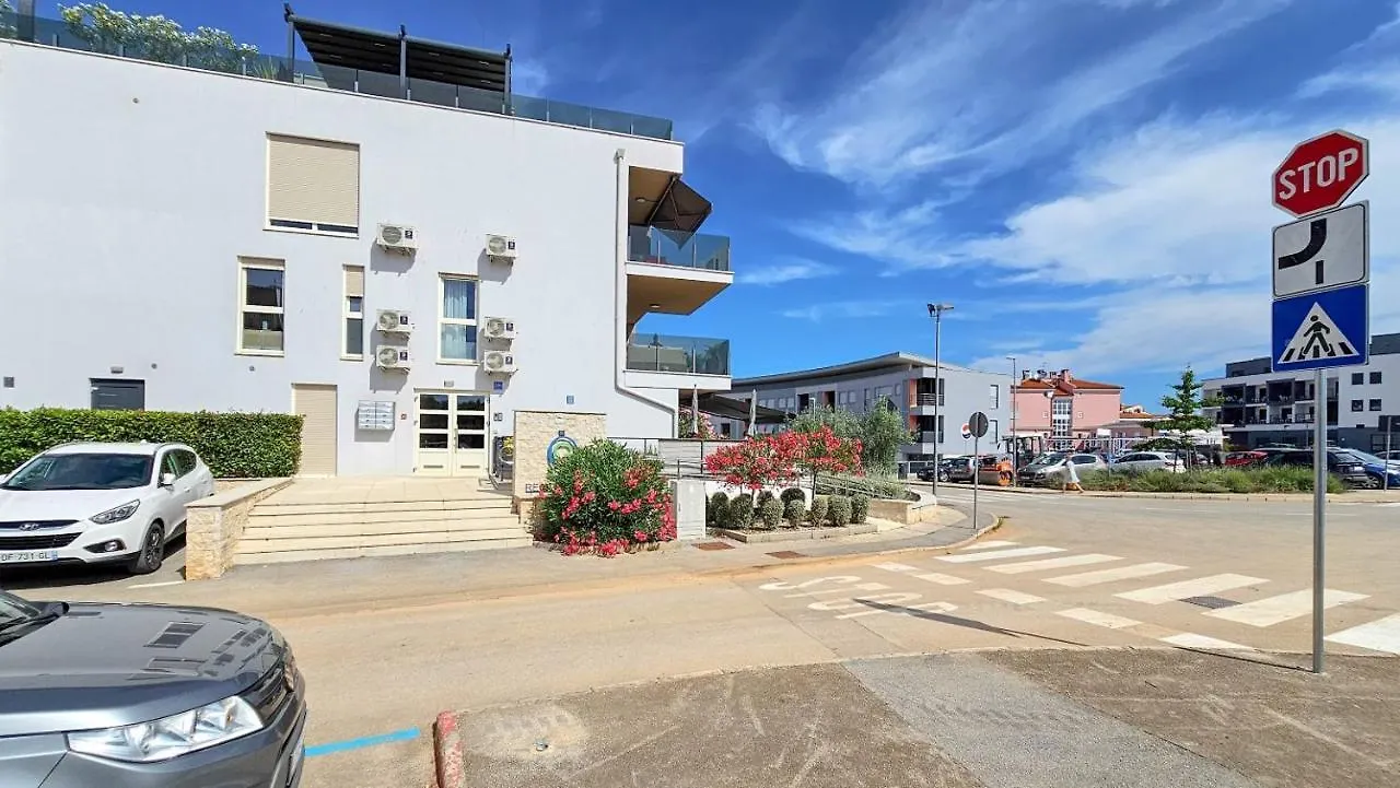 Green Oasis B3 Novigrad  Croatia